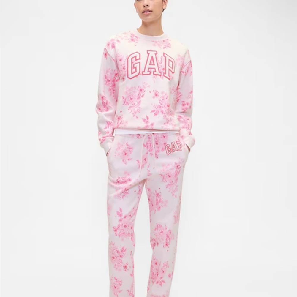 GAP Pink Floral Sweatshirt and Pants Set
